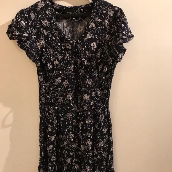 3/15$ Brett alixander dress jumper - Picture 2 of 8